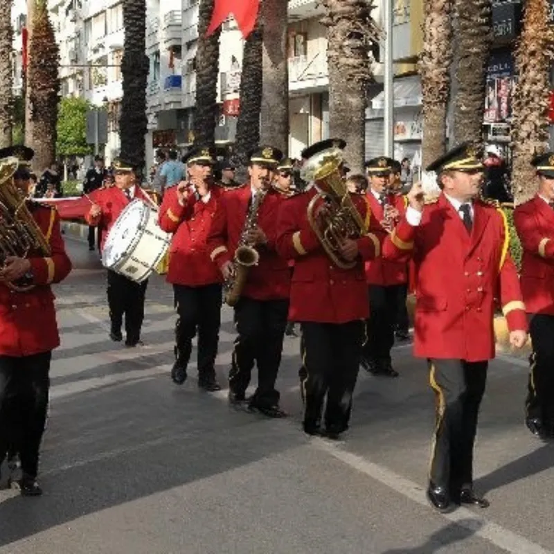 Modern Mavi Konsept Bando Takımı